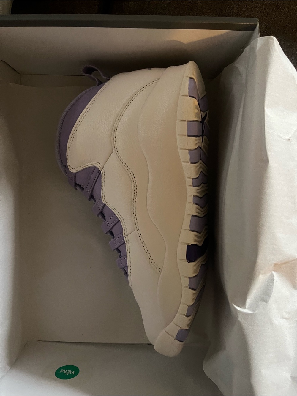 Jordan 10 Retro
Hydrangeas (Women's) - Picture 3 of 3